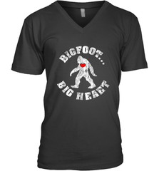 Bigfoot Heart Valentine's Day Lover Art Graphics Great Gift Men's V-Neck Men's V-Neck - HHHstores