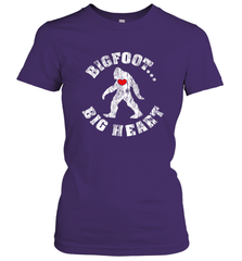 Bigfoot Heart Valentine's Day Lover Art Graphics Great Gift Women's T-Shirt Women's T-Shirt - HHHstores