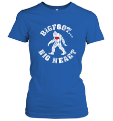 Bigfoot Heart Valentine's Day Lover Art Graphics Great Gift Women's T-Shirt Women's T-Shirt - HHHstores
