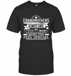 Grandmothers always have time to talk and make you feel special 01 Men's T-Shirt