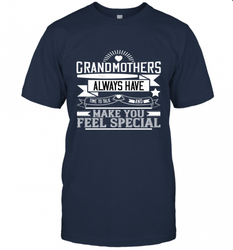 Grandmothers always have time to talk and make you feel special 01 Men's T-Shirt