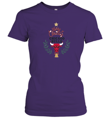 NBA Chicago Bulls Logo merry Christmas gilf Women's T-Shirt Women's T-Shirt - HHHstores